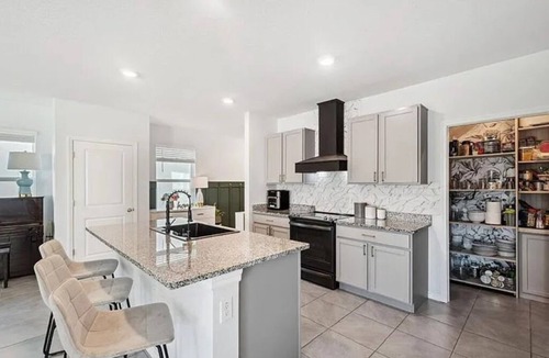Land O' Lakes House | Stylish 4BR/2.5BA Home in Central Odessa—Ideal for Groups!