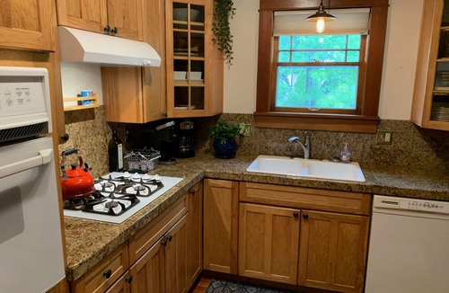 Baker House | Stylish and Comfortable Home in the heart of Denver