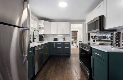 Merriam House | Stylish KC FarmhouseHugeFencedYard