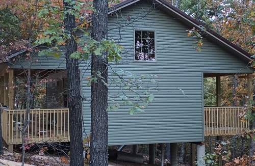Bruno Cabin | Sugar Pine Cabins Chickadee Cabin
