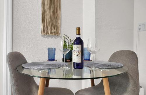 West Little River Apartment | Suite Azul Miami - Private Guest Suite with Patio, Free Parking, Near Wynwood and Beaches