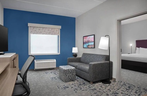 Weston Hotel | Suite w/Kitchen & Pool Access | Weston Stay + Free Breakfast Included