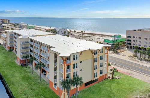 Mexico Beach Apartment | Summerhouse 106 by Pristine Properties Vacation Rentals