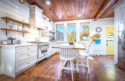 Galveston House | Summerwind: Award Winner! Pool, Firepit & 3 Blocks to Beach