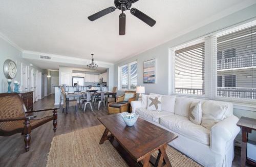 Navarre Beach Apartment | Summerwind West 201 - Unobstructed Gulf Views - Navarre Beach Luxury - Free Beach Svc