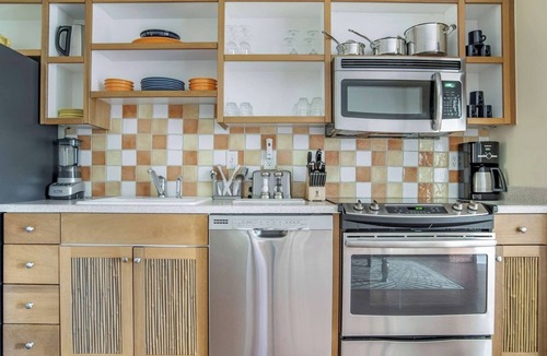 Sandestin Hotel | Sun-Drenched 2-Bath Suite w/Full Kitchen: 1.7 mi to Miramar Beach Sands