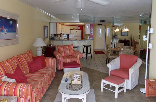 Biltmore Beach Condo | Sun, Fun, White Sand Beaches and Ocean Breezes! Do it all at The Summerhouse!