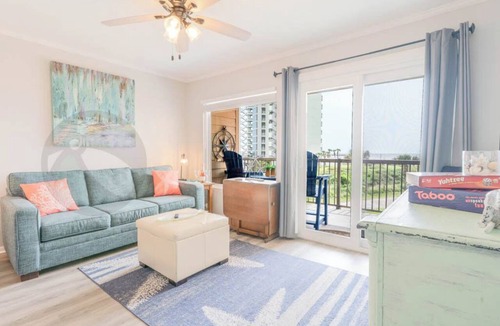 Galveston Condo | Sun Kissed at the Maravilla