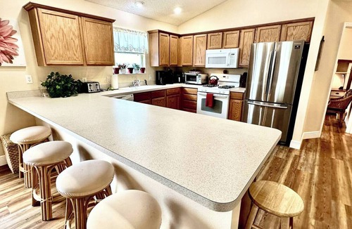 The Villages House | Sun Splashed - 3/2 w/Golf Cart in The Village of Amelia