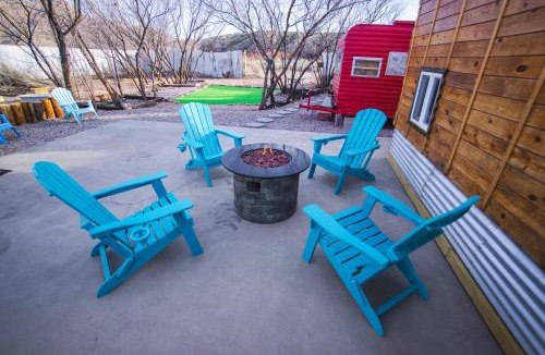 Truth or Consequences House | Sundancer Dream Wagon with Onsite Hot Springs