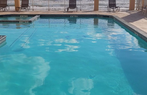 South Padre Island Condo | Sunny 1/1 BEACH FRONT Condo overlooking the ocean! :) , Steps to the beach!