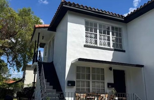 The Roads Apartment | Sunny Apt nestled in Little Havana/Brickell