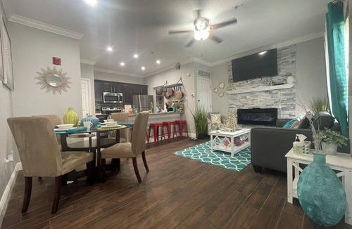 Seminole Condo | SUNNY DELIGHT! pets ok! UPDATED HEATED POOL VACATION CONDO. Safe gated community