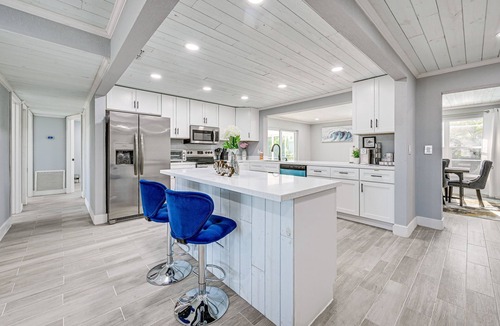 Oakland Hills House | Sunny Florida Getaway Minutes from Gulf Beaches