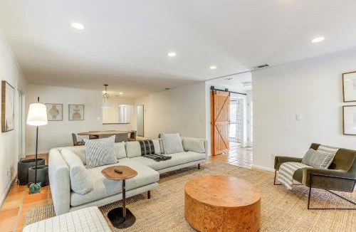 Gainesville House | Sunny Gainesville Home ~ Half-Mi to UF Campus!