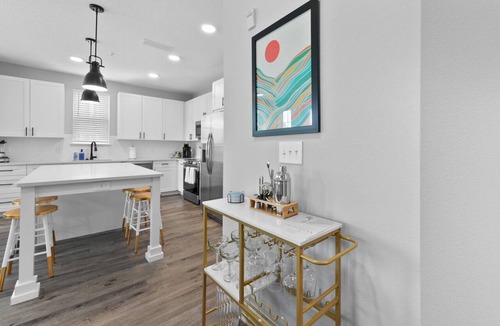 Deerwood Apartment | Sunny Haven: Chic 2BR/2BA with Pool & Gym