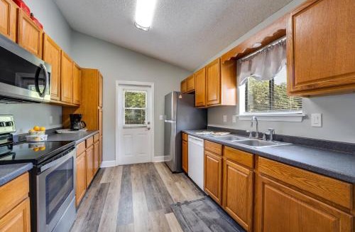 Doctors Inlet House | Sunny Lemon