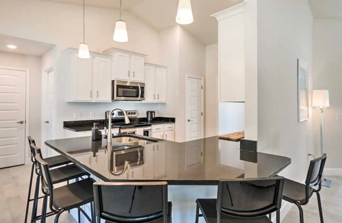 South Gulf Cove House | Sunny Retreat in Charlotte