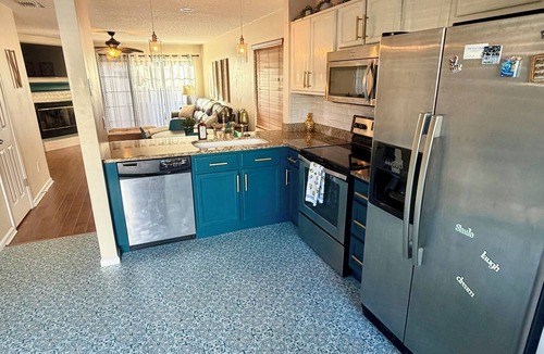 Jacksonville Beach House | Sunny Side beach house 2 blocks from the ocean.