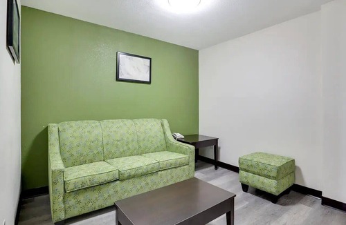 Albuquerque Hotel | Sunport Suites Albuquerque Airport