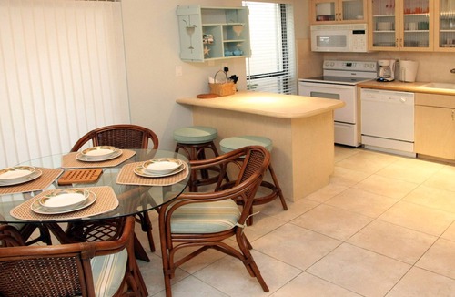 Key Largo House | Sunset Oasis at Moon Bay-perfect townhouse location, bay view