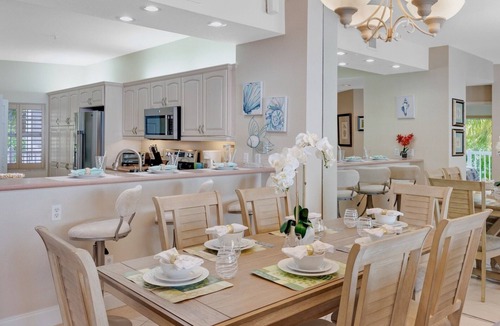 Key West Condo | *SUNSET POINT @ SUNSET MARINA* Condo/Pool + Last Key White Glove Service.