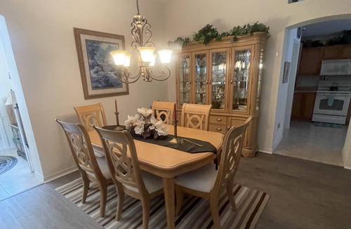 Liberty Park House | Sunshine - 3/2 w/Golf Cart in The Village of Liberty Park