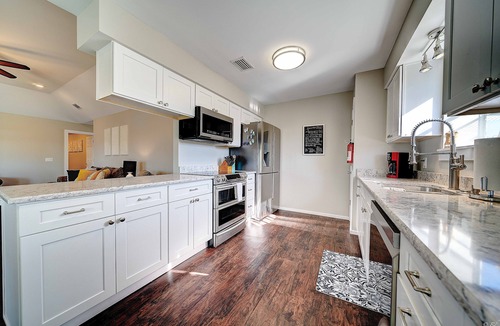 Lynn Haven House | Sunshine Stay! 3bed/2bath home with POOL & GAME ROOM! Sleeps 10
