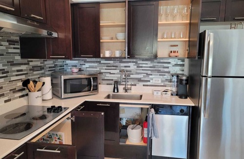 Celebration Apartment | Sunshine Suite 2BR/Pet-Handicap Friendly/Pool View/10 Min Disney