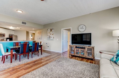 Fernandina Beach Condo | Super Spacious Ocean Park Condo | Pool, Hot Tub & BBQ | Beach Gear Provided
