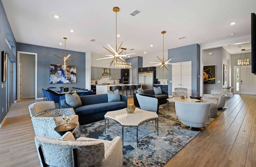 Loughman House | Superstar Home w Karaoke RM, Bowling, Ice Princess BR, Theater, Gym, Near Parks