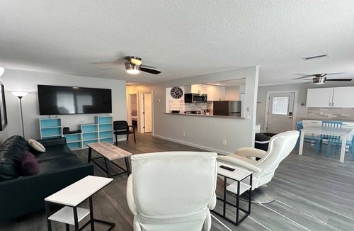 Surfcrest Village Cottage | Surf Crest 9 Ocean front property 2 bdrm 2 bth cottage, Pet Friendly