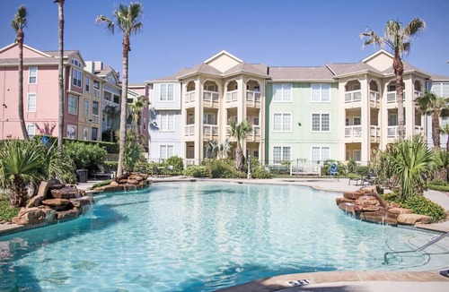 Galveston Condo | Surf's Up at the Dawn BEACH FRONT