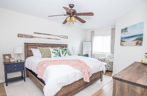 Chandler Park House | Surfside Hideaway🏄‍♂️ – Newly Renovated 3 Bedroom Townhouse