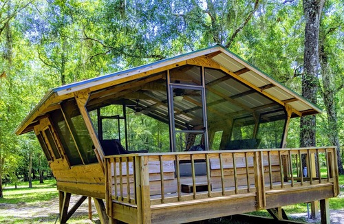 Old Town House | Suwannee River Cabin Sanctuary 'The Birdhouse'