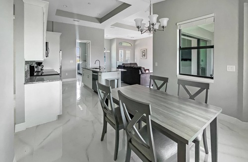 Port Charlotte Villa | Sweet Retreat, Sleeps 6, heated salt pool