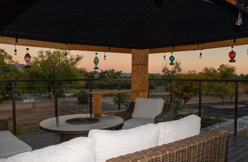 Alban Hills House | Swimming Pool! Hot Tub, Ping-Pong & Pool Table