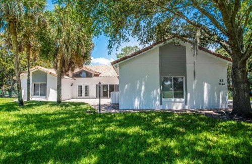 Clermont House | SWISS 23 - Lake Stephanie