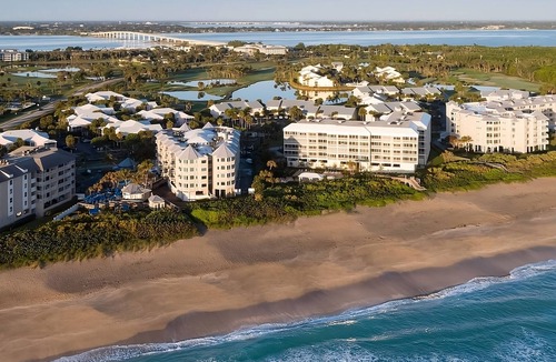 Stuart House | Take An Amazing Vacation! On-site Bar, Near Stuart Riverwalk!