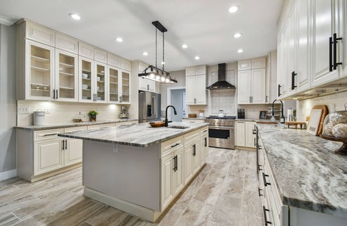 Lake Magdalene House | Tampa Bay Grand Estate 7-bedroom 2-Acre Private/Peaceful
