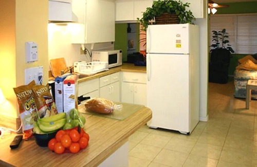 Bay Esplanade Cottage | TANGERINE DREAM spacious 2 BR 2BA perfect location heated pool.