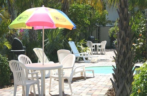 Bay Esplanade Cottage | TANGERINE DREAM spacious 2 BR 2BA perfect location heated pool.
