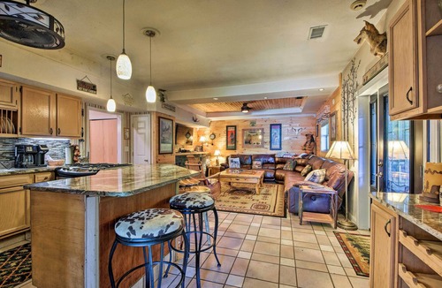 Chattanooga Cabin | Tenn Riverfront Cabin - 10 Mi to Chattanooga
