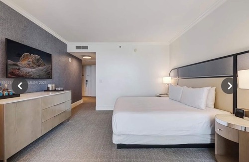 Mid Beach Resort | Terrace JR Suite Oceanfront Resort Fontainebleau Tresor Spa Bikes Included