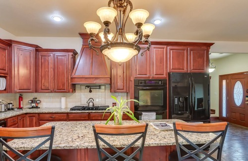 Westminster Cottage | Texas Country Cottage on 15 Acres!