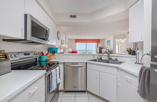Seawinds Condo Condo | The Beachsider at Ormond: Luxe Oceanfront Condo, balcony & pool. (Daytona Beach)