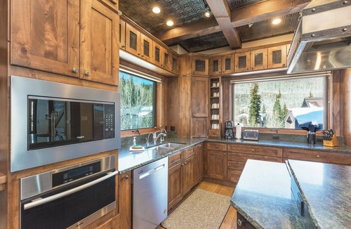 Purgatory House | The Cantilever Lodge - Purg's Finest Luxury Home- Unreal Views, Firepit