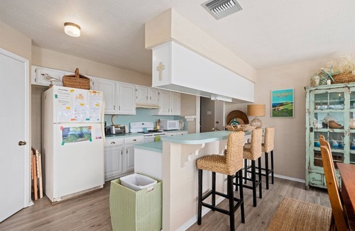 Key Allegro House | The Captains Quarters ~ Beautiful 4/4 Canal Front Home in Key Allegro!