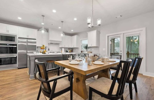 Duluth House | The Central Nest | Brand-New 2025 Build | 6BR KING
