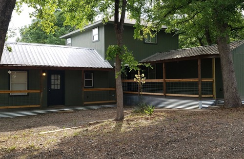 College Station House | The Eclectic - "treehouse" - B